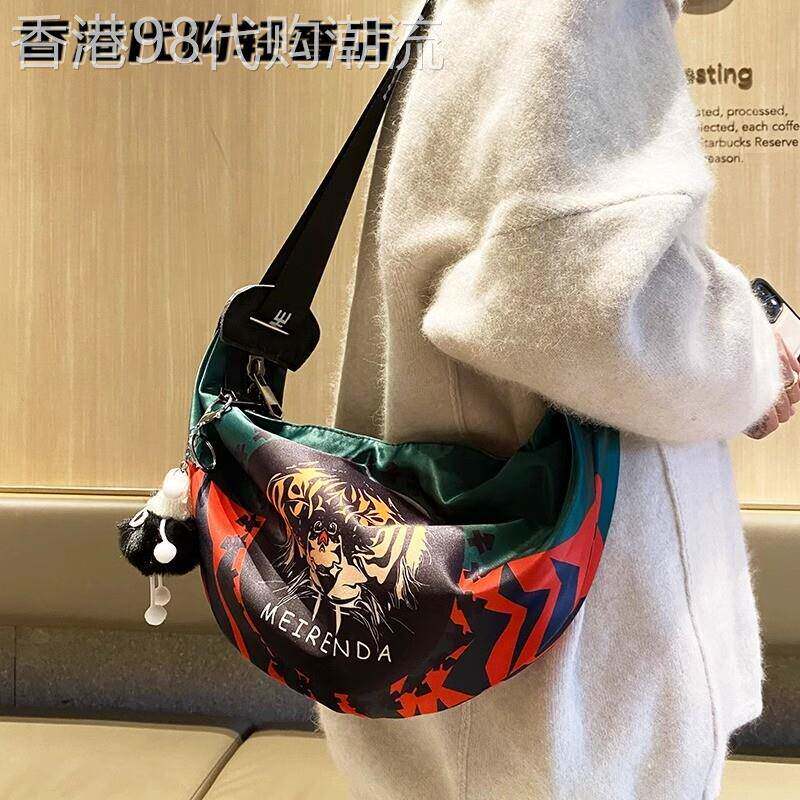 法国MKBM轻便日常骑行包女印花潮酷中性腰包机车风运动斜挎饺子包