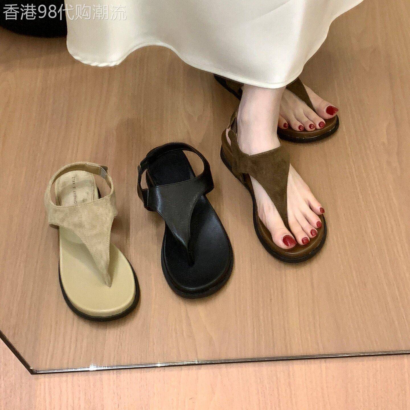 英国真皮坡跟夹趾人字凉鞋女2026新款夏季增高不累脚休闲罗马凉鞋