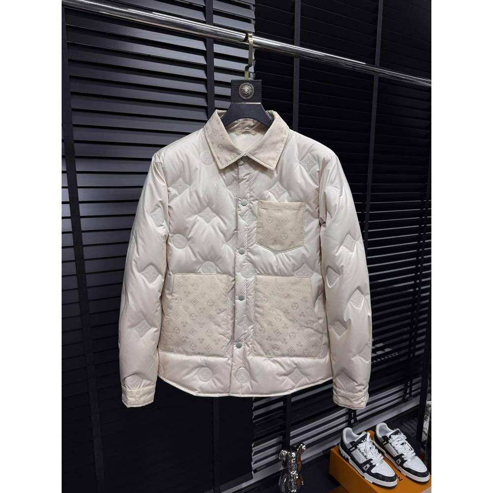 新品欧货轻奢男衬衫领压花休闲羽绒服短款修身白色外套潮流上衣