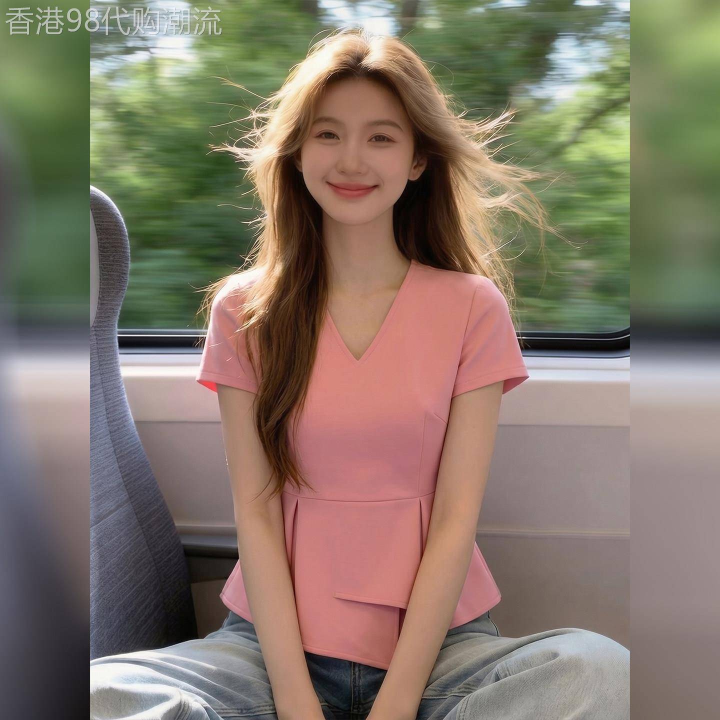 粉色V领短袖上衣女夏季2026年新款收腰显瘦大码内搭简约气质上衣