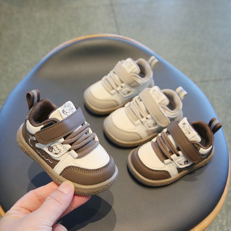 儿童学步鞋春秋新款男宝宝软底防滑运动鞋女童拼色百搭休闲板鞋潮