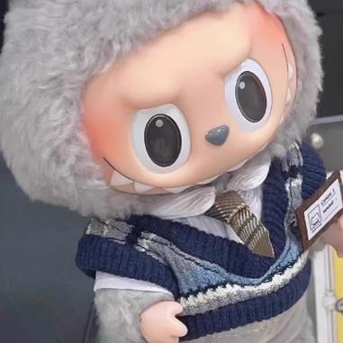 拉布布娃衣labubu玩偶衣服搪胶盲盒公仔娃衣坐坐派对着替校供小狗