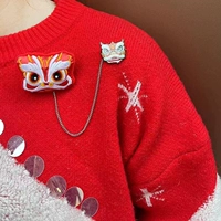 Китайская голова красного льва+голова льва.