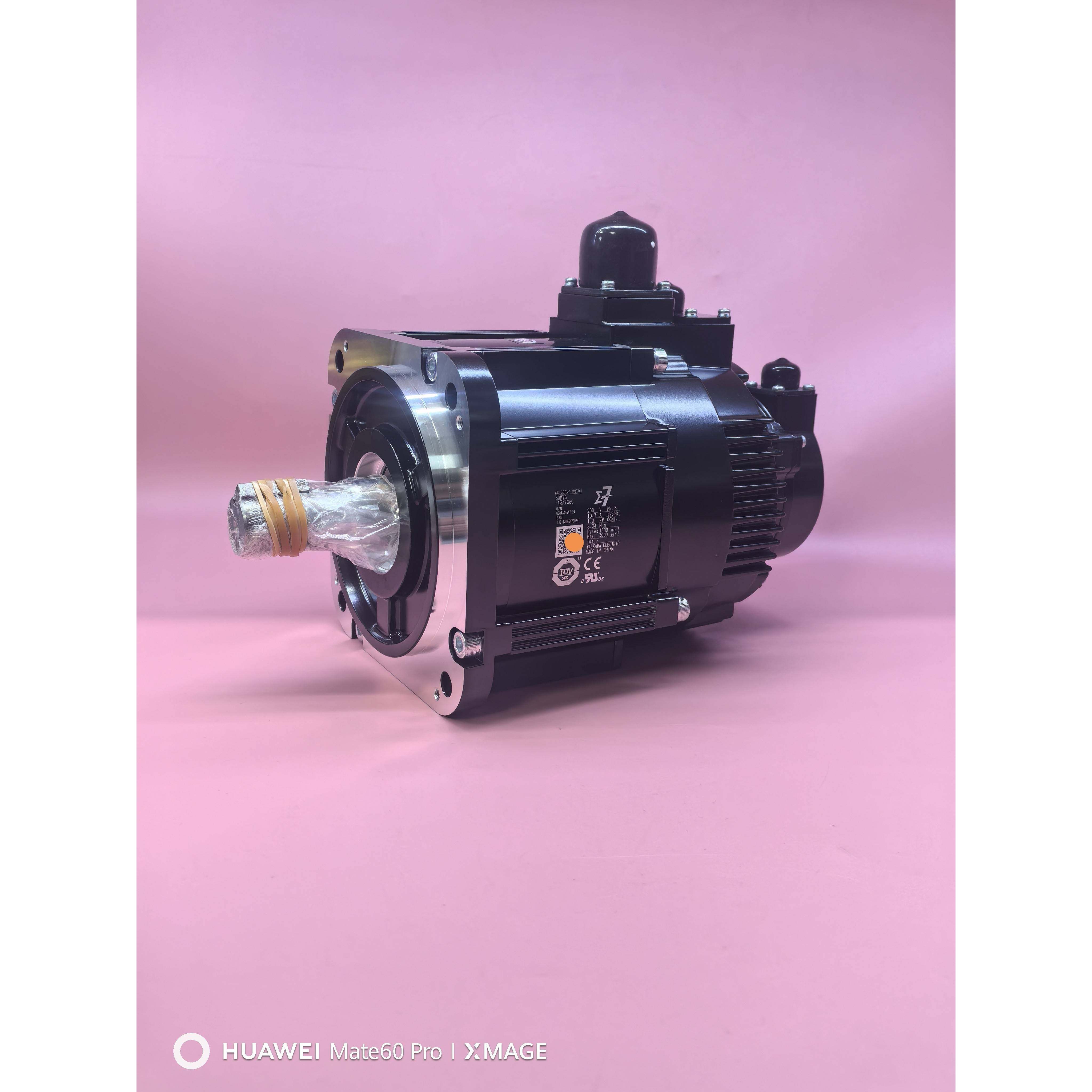 SGM7G-09AFC61/09AFC6C/09A7C61/09A7C6C全新安川伺服电机议价