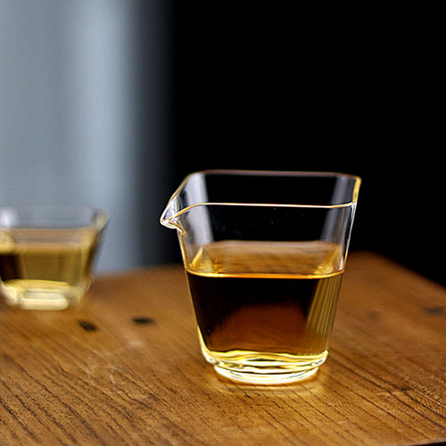 日式200ml耐高温玻璃四方公道杯