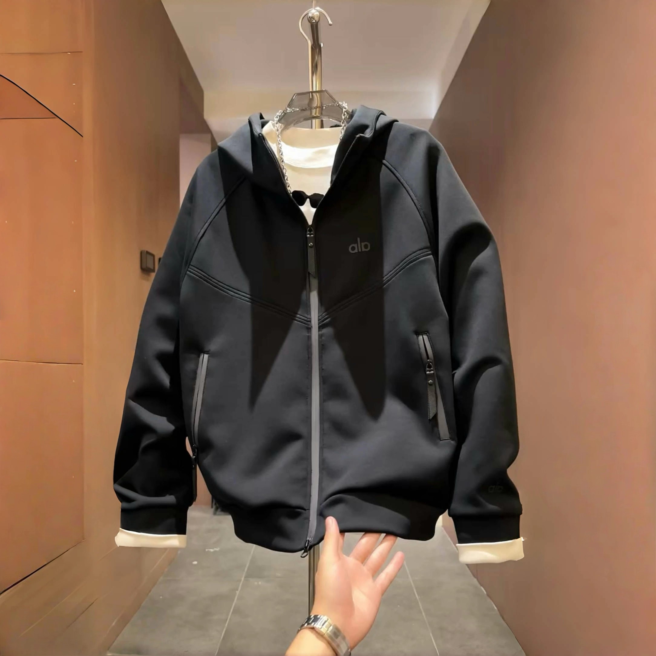 秋季新款潮牌运动连帽夹克外套男