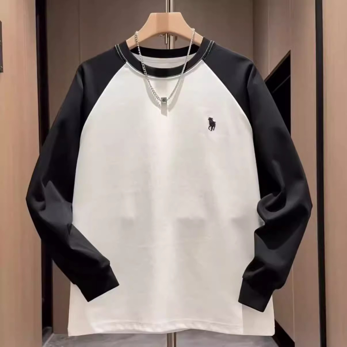 秋季新款简约撞色拼接圆领卫衣男