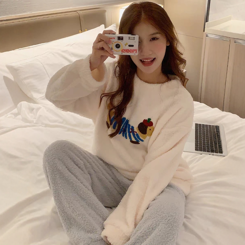 可爱网红腊肠狗睡衣女冬季珊瑚绒
