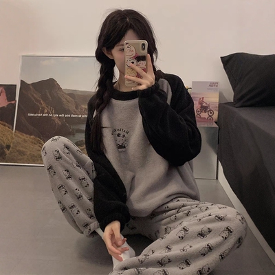 秋冬季珊瑚绒加厚睡衣女kitty猫