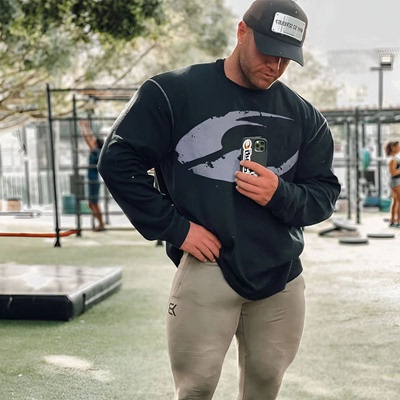 GASP旗舰店：运动打底长袖卫衣