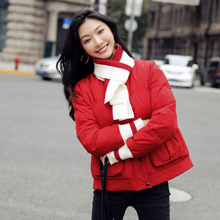 时尚保暖女士羽绒服冬季新款休闲百搭可拆卸围脖设计显瘦修身短款