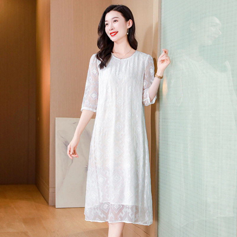 夏季重磅真丝韩系刺绣连衣裙