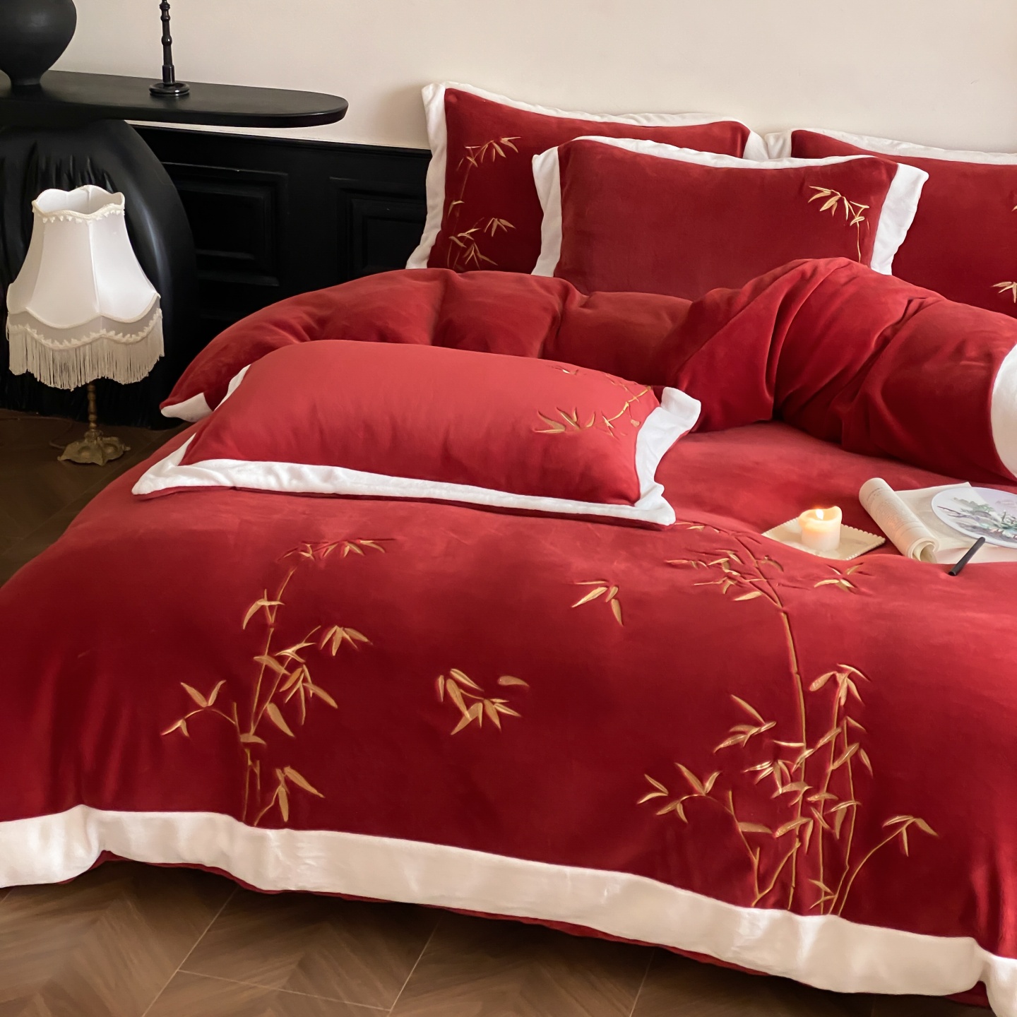 红花车秋冬牛奶绒刺绣四件套