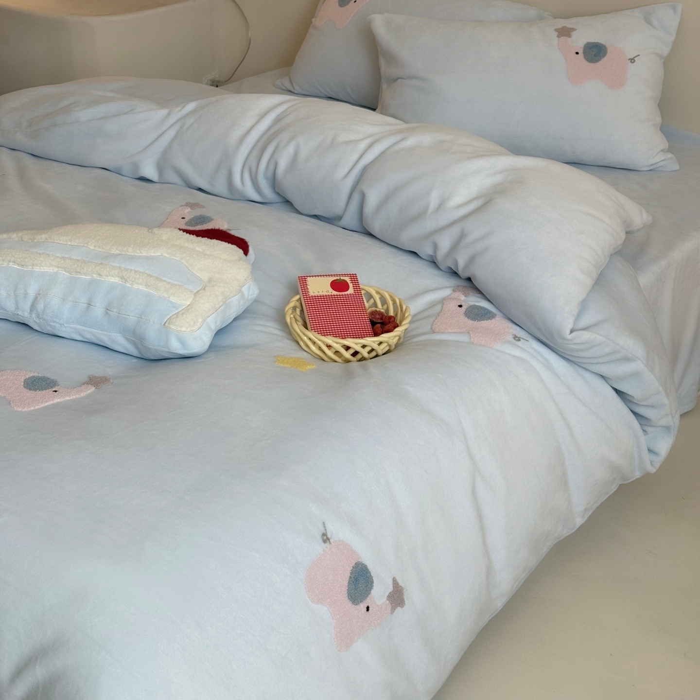 红花车冬季加厚牛奶绒四件套