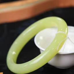 天然和田玉正圈平安镯葡萄肉山料