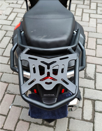 适用本田裂行125尾架摩托车改装