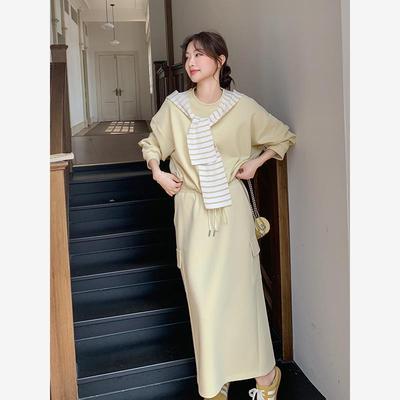 条纹披肩卫衣半身裙两件