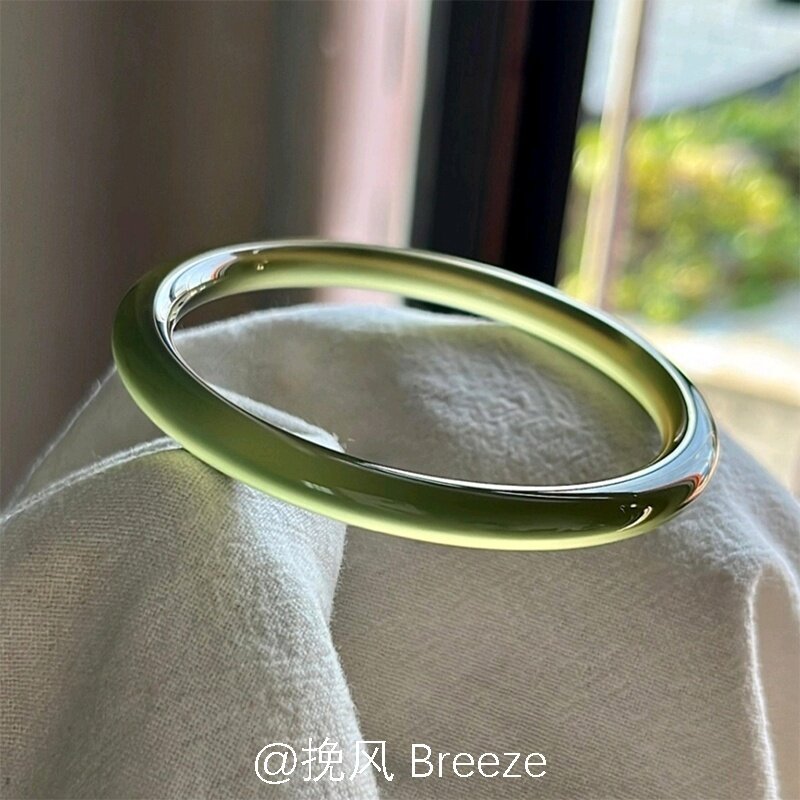 「盏茶浅抿」清透绿冰种远山黛玉髓手镯新中式请冷风手饰女生