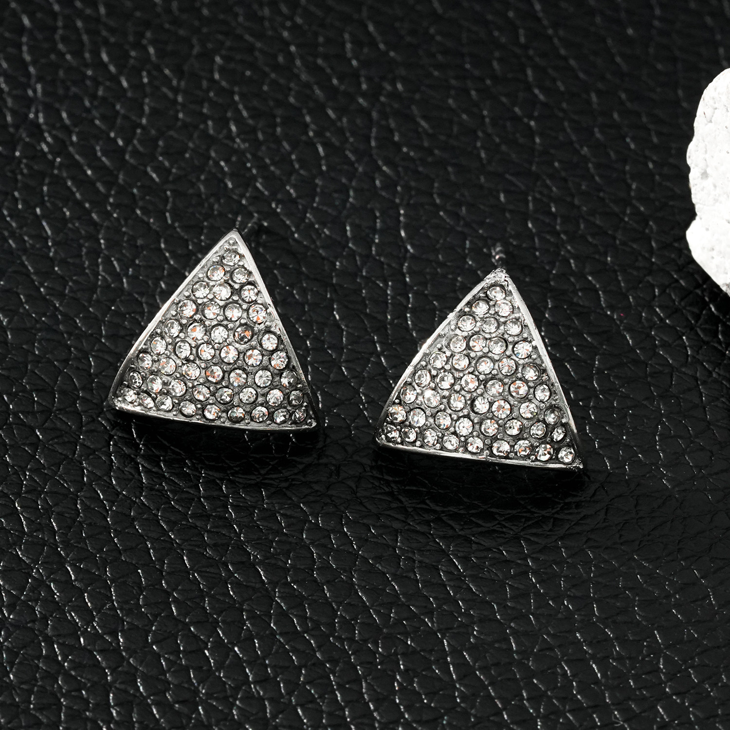 英国伦敦HACKNEY NINE欧美轻奢镶钻优雅复古三角18K镀白金耳钉