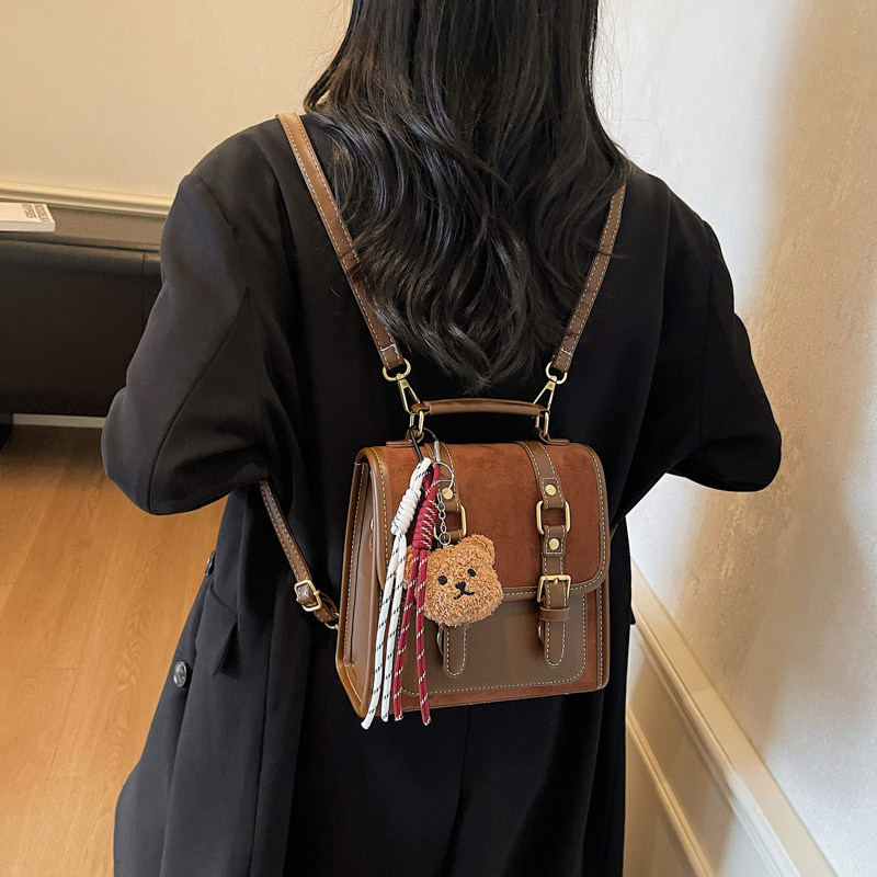 高级感复古双肩包女小型2025秋冬新款时尚百搭日常通勤斜挎小背包