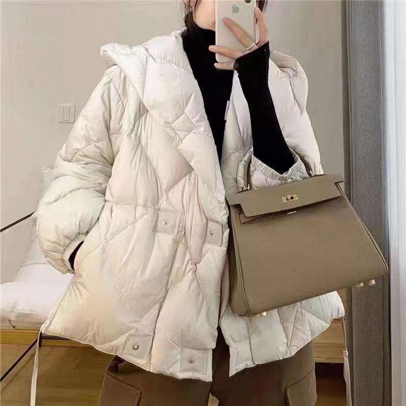 秋冬羽绒服女短款时尚洋气保暖90白鸭绒宽松面包服厚外套潮
