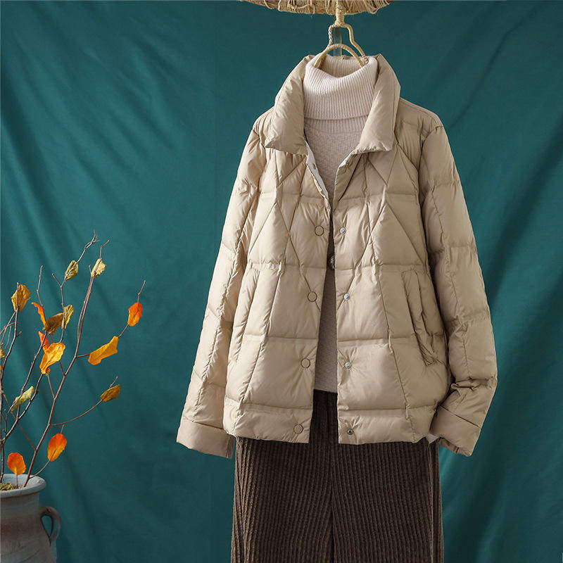 秋冬羽绒服女短款压胶菱格轻薄宽松时尚立领白鸭绒外套潮常规