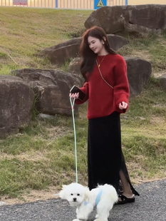 红色本命年加厚中长款纯色系圆领毛衣女秋冬新款宽松软糯针织衫