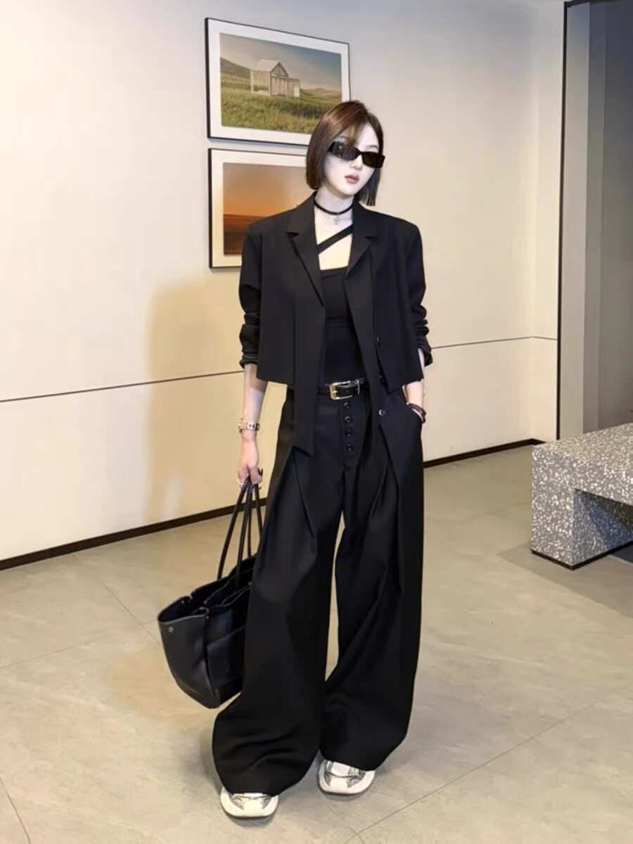 早秋韩风chic穿搭一整套女高级感黑色系短款西装外套阔腿裤两件套