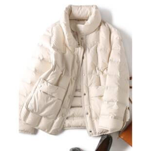 时尚轻薄羽绒服女2024年新款冬季双口袋轻便保暖小个子白鸭绒外套