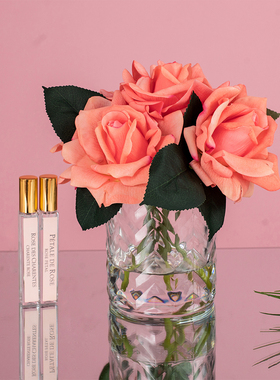 法国COTE NOIRE波纹杯五朵玫瑰 透明杯无火精油扩香花朵 卧室摆件