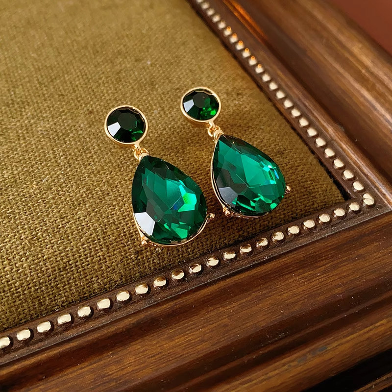 新中式复古祖母绿水滴耳钉轻奢小众耳环女款2026年高级感新款耳饰,饰品/流行首饰/时尚饰品新,耳环,淘宝优惠券,粉丝福利购,淘宝优惠卷