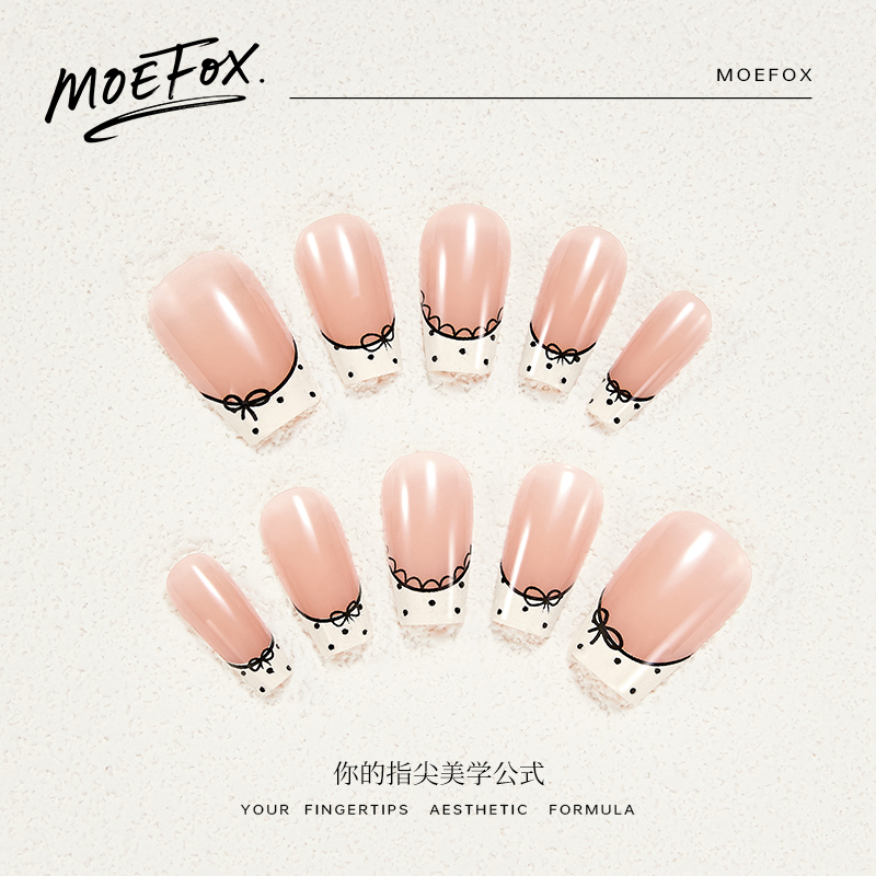 Moefox穿戴甲短款纯手工美甲指甲贴片2025新款高级感短梯成品甲