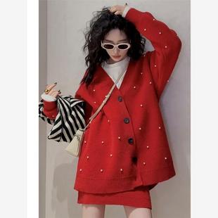 针织套装新款时尚潮流高端女装新年战衣红色钉珠毛衣短裙两件套女