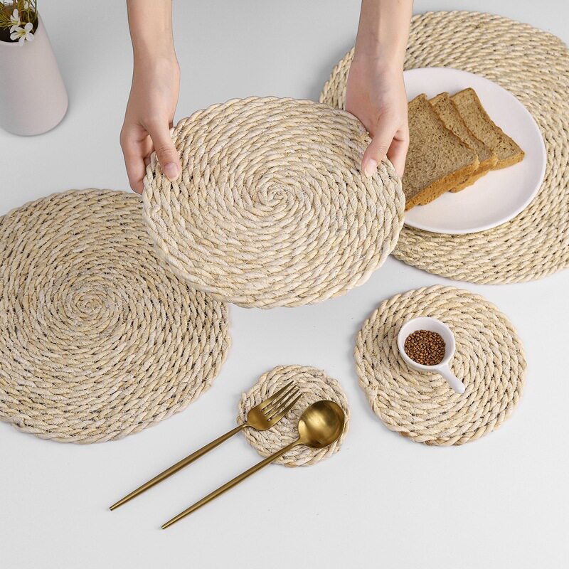 Corn husk insulation mat, woven straw double strand circula
