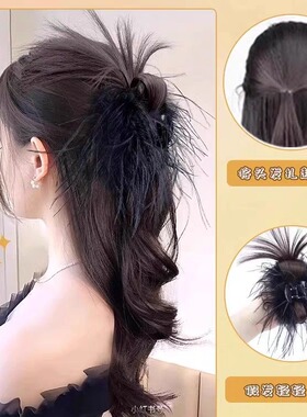 Half pricked chicken feathers, grab clip fountain, high pon