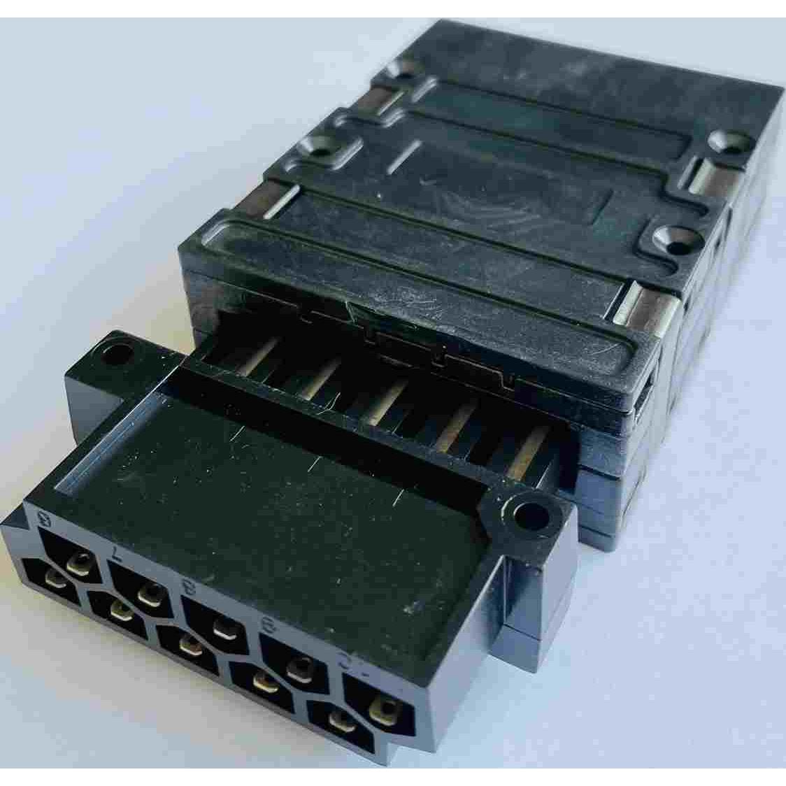 抽屉式配电柜 二次插件，辅助电路插件