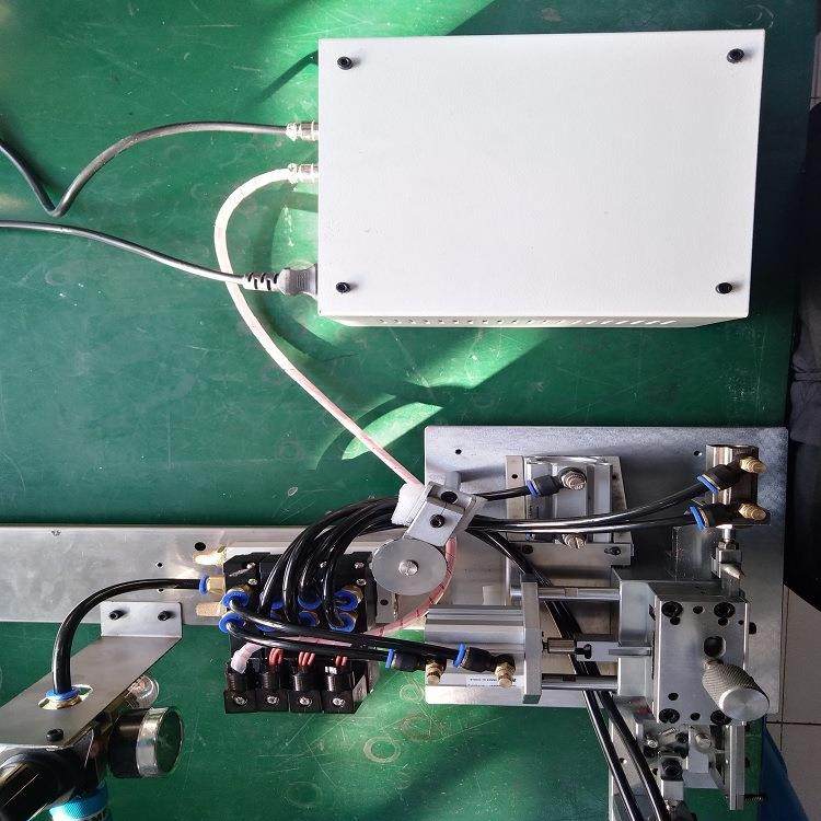 昆山直销ipex端子机 同轴线接线端子自动铆压机 电线电缆天线压接,清洗/食品/商业设备,包子机,淘宝优惠券,粉丝福利购,淘宝优惠卷