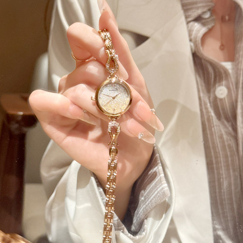 金米欧女星空镶钻轻奢手链表