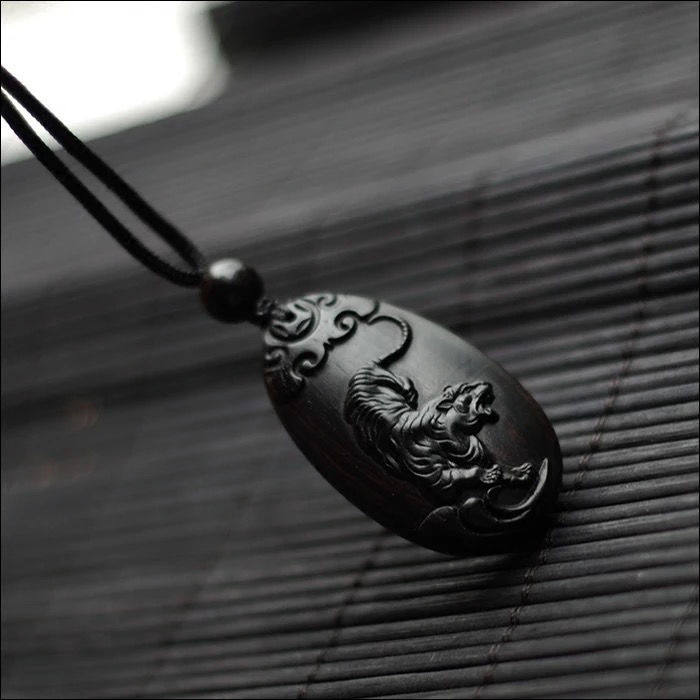 紫光檀黑檀印度小叶紫檀木雕 12生肖虎马猪鸡猴 项链吊坠刻字定制