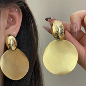 耳环气质感个性 欧美夸张金色圆片耳钉时尚 轻奢大圆盘吊式 耳饰