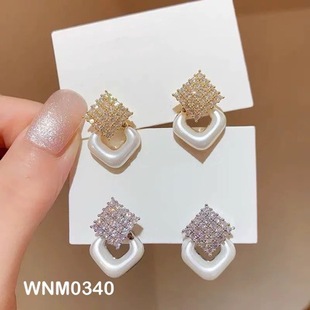 s925银针日韩简约甜美菱形锆石珍珠耳钉时尚轻奢百搭网红爆款耳环