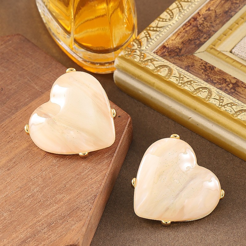 s925银针港风气质优雅文艺范爱心树脂耳钉耳环小众个性感耳饰