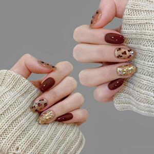 新款爆款纯手工猫眼豹纹辣妹美甲贴片指甲显白轻奢光疗短款穿戴甲