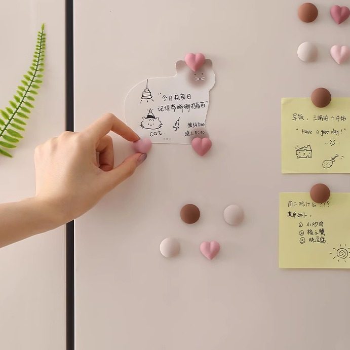 日本创意个性冰箱贴磁贴照片固定留言磁力贴轻奢风心形磁吸扣