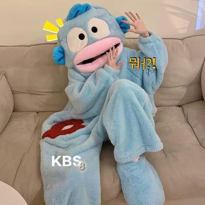 汉顿丑鱼连体睡衣女珊瑚绒加厚保暖秋冬季卡通搞怪情侣睡袍长款男