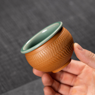 陶瓷手工跳刀品茗杯 龙泉青瓷功夫茶杯主人杯单杯个人专用茶碗中式