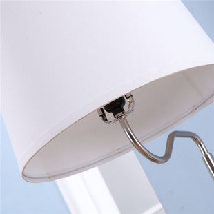 厂家直销简约现代美式客厅多功能桌子卧室灯落地灯USB充电带灯