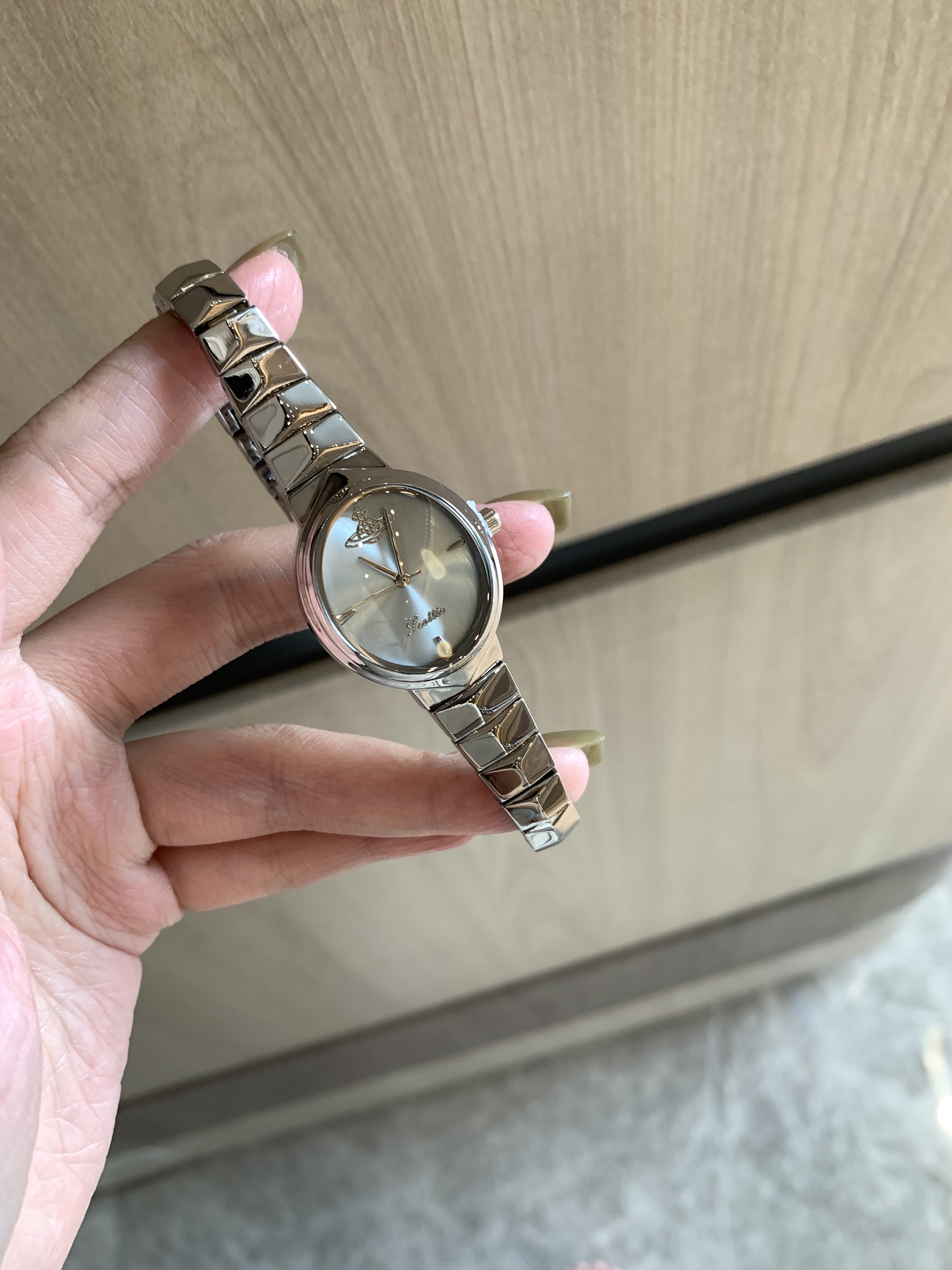 【西家蛇骨款】土星碎冰蓝独特个性钢带手表女石英表送女朋友礼物图片