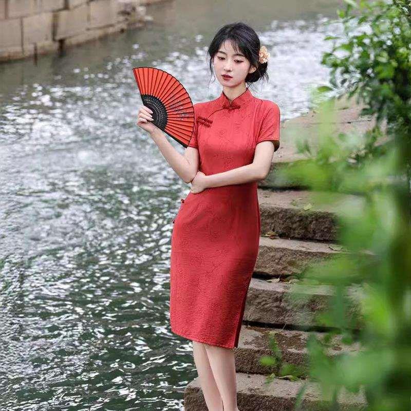 妈妈结婚礼服喜婆婆婚宴装红色旗袍新款2024改良年轻平时可穿高贵