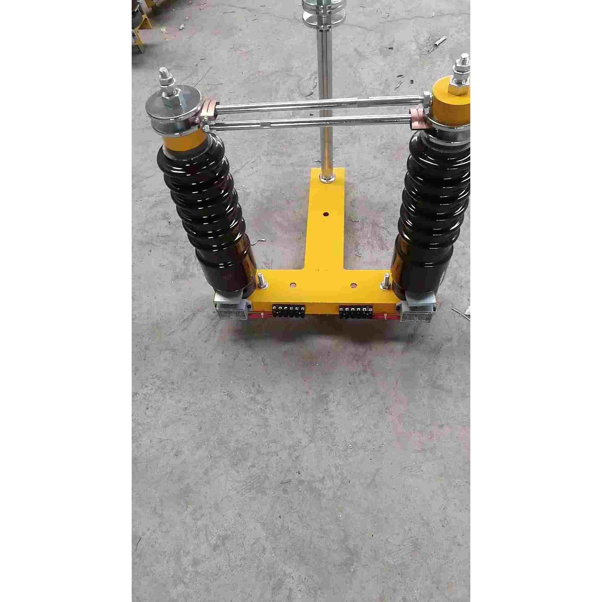 GN3-72/3-2S 高压直流隔离开关电除尘双极式2手轮式刀闸电压72KV